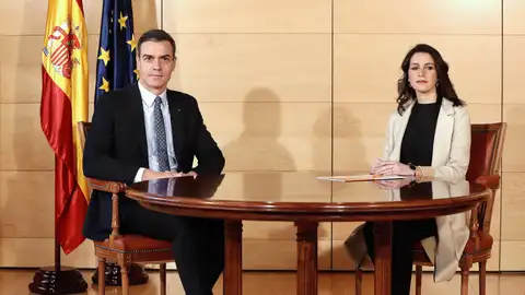 Reunión entre Sánchez y Arrimadas (Archivo) Reunión entre Sánchez y Arrimadas para hablar de la investidura