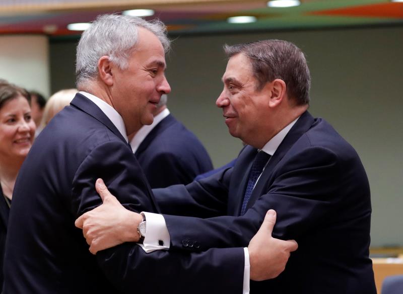 Luis Planas confía en lograr un recorte menor para las capturas de merluza del Cantábrico Luis Planas confía en lograr un recorte menor para las capturas de merluza del Cantábrico