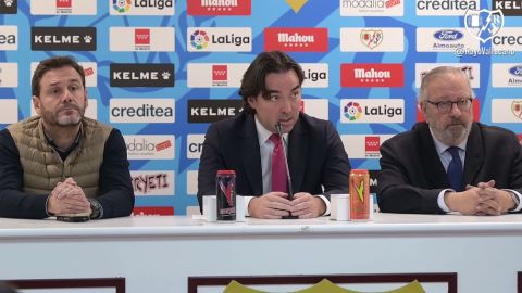 Ra&uacute;l Mart&iacute;n Presa durante la comparecencia tras el Rayo Vallecano-Albacete