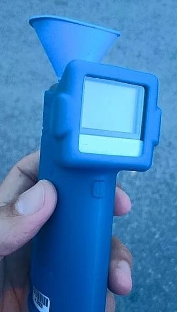 Alcoholímetro de muestreo que uso la Policía Local de Elche. Alcoholímetro de muestreo que uso la Policía Local de Elche.