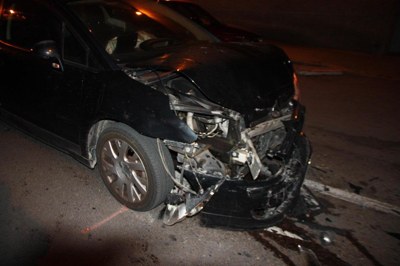 La Policía Local de Elche denuncia a un conductor por un delito de abandono del lugar del accidente tipificado este año en el Código Penal La Policía Local de Elche denuncia a un conductor por un delito de abandono del lugar del accidente tipificado este año en el Código Penal