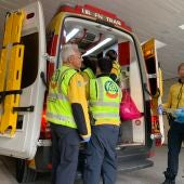 Los servicios de emergencias atienden a un herido