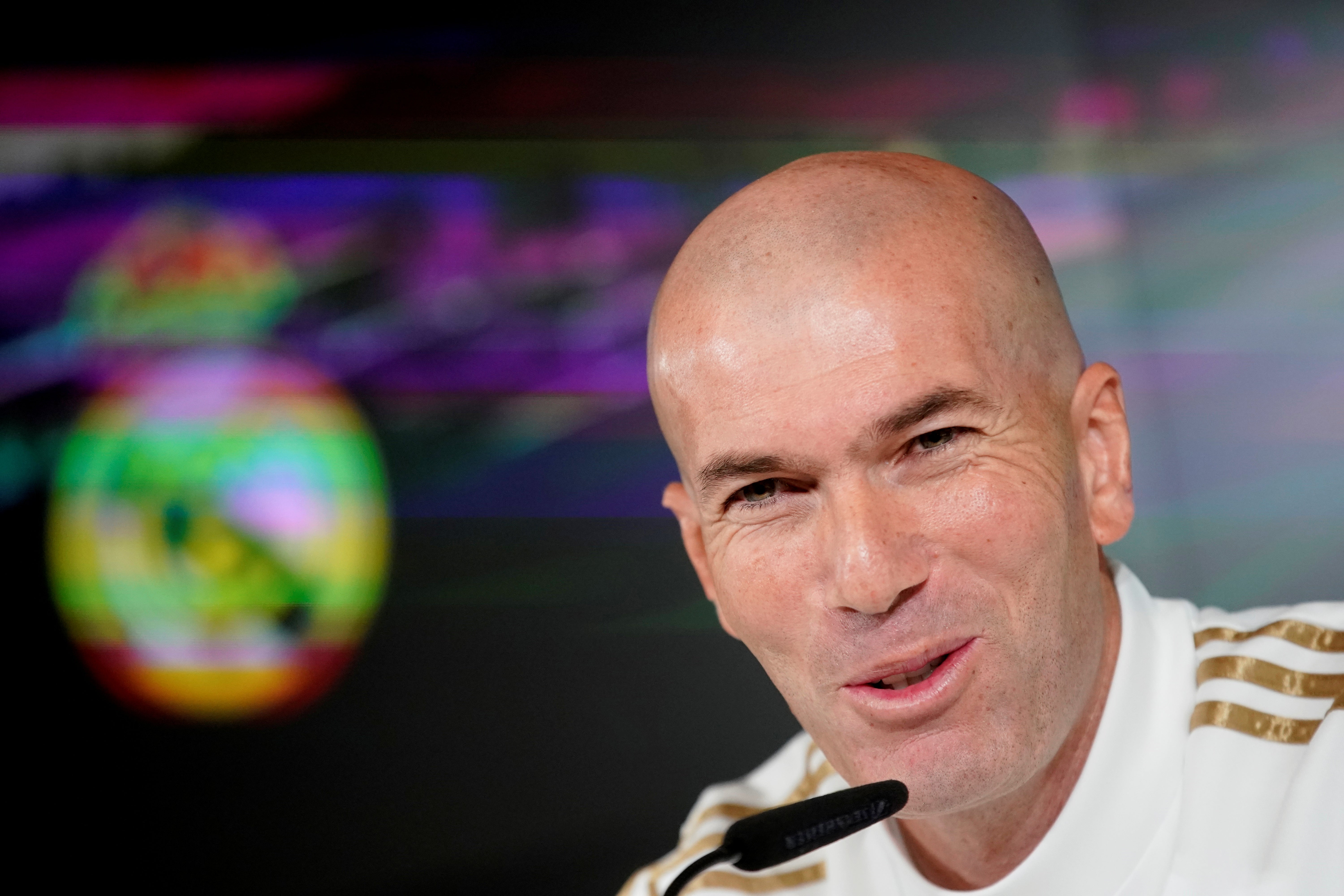 Zidane sobre la seguridad en el Clásico: "No me preocupa nada, ponemos nuestra energía en el campo" Zidane sobre la seguridad en el Clásico: "No me preocupa nada, ponemos nuestra energía en el campo"