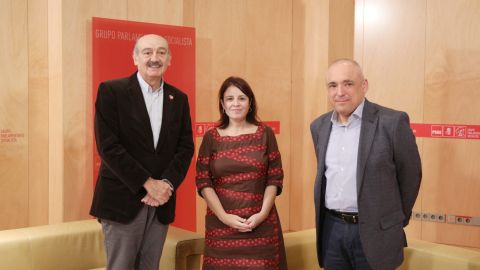 Los representantes del PSOE se reúnen con el diputado del PRC