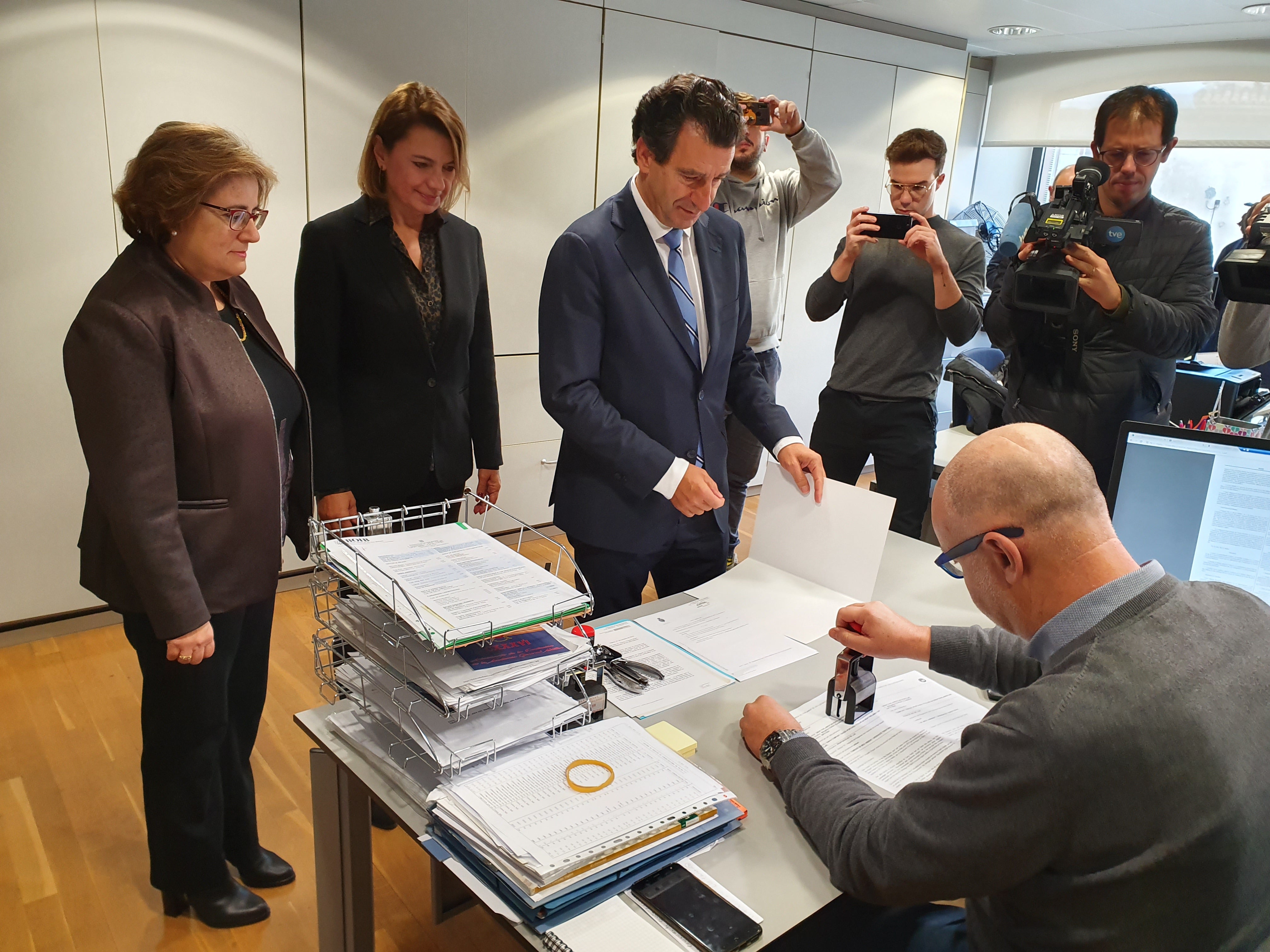 El PP instará al Govern a ceder más de 40 viviendas que tiene el Ibavi en Camp Redó al Ayuntamiento de Palma El PP instará al Govern a ceder más de 40 viviendas que tiene el Ibavi en Camp Redó al Ayuntamiento de Palma