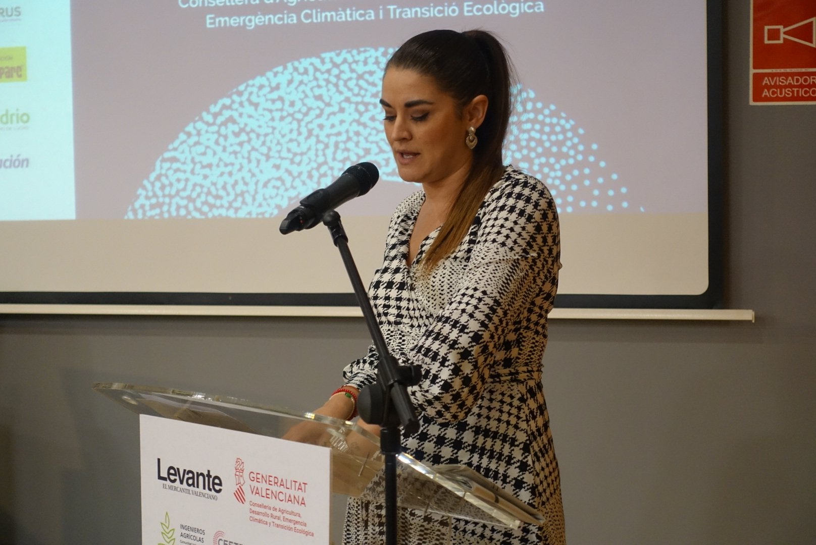 Mireia Mollà, consellera de Agricultura, asegura que “ni por acción ni por omisión” la Generalitat va a “tolerar” que se provoque una “muerte silenciosa” del trasvase Tajo-Segura” Mireia Mollà, consellera de Agricultura, asegura que “ni por acción ni por omisión” la Generalitat va a “tolerar” que se provoque una “muerte silenciosa” del trasvase Tajo-Segura”