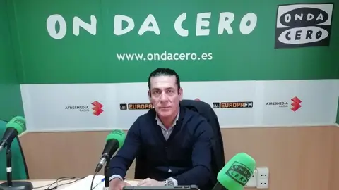 Santiago del Pozo, delegado en Elche de la SELAE. Santiago del Pozo, delegado en Elche de la SELAE.