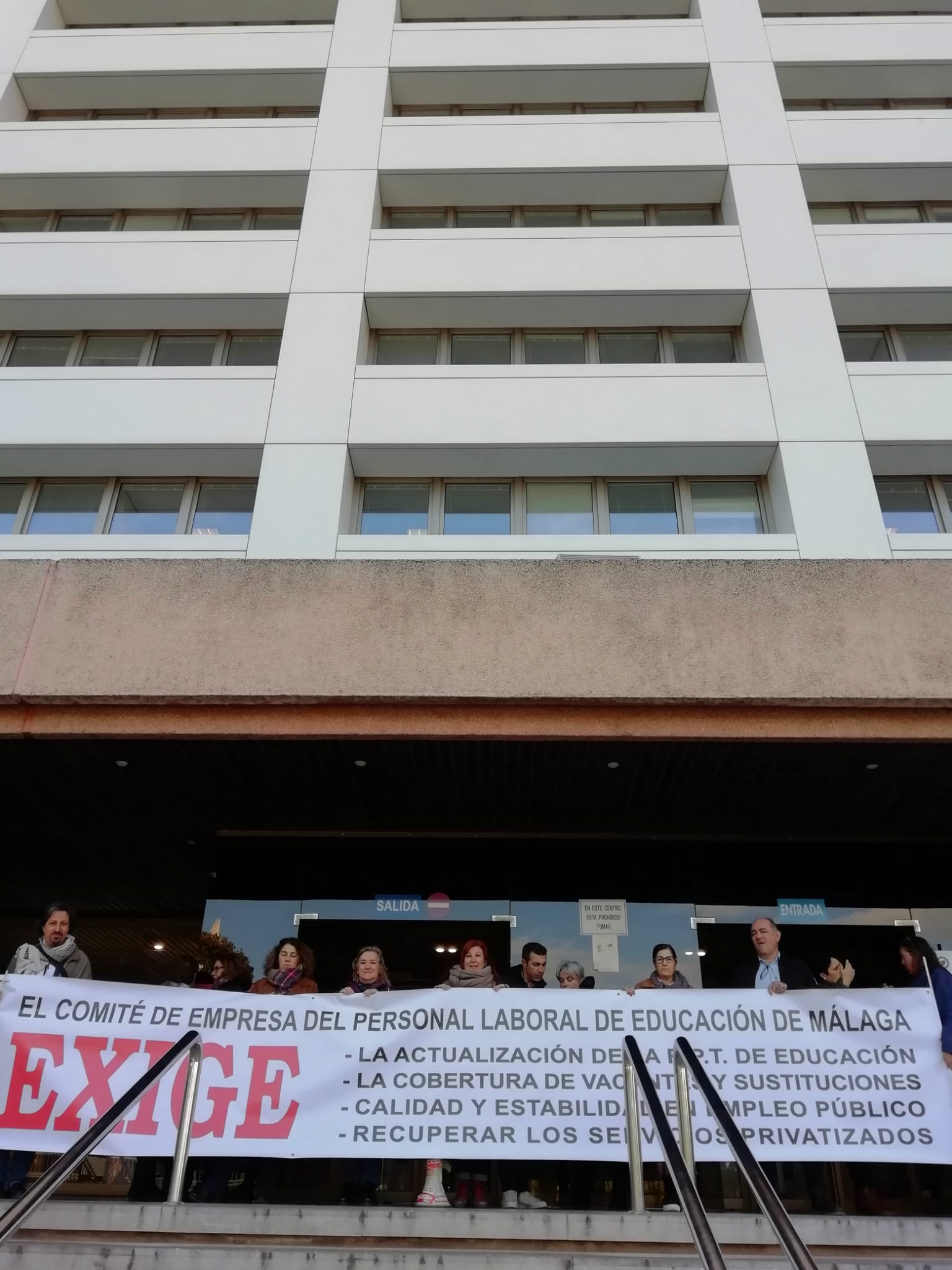 Los trabajadores laborales de educación piden actualizar el personal Los trabajadores laborales de educación piden actualizar el personal