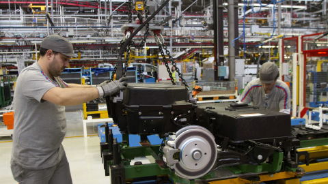 Fiat y Peugeot llegan a un acuerdo de fusi&oacute;n. En Espa&ntilde;a la empresa italoestadonidense cuenta con tres plantas.