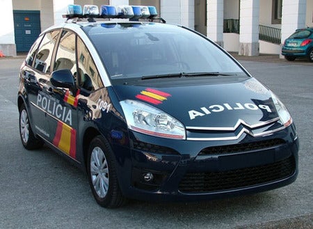 Un hombre mata a su hermano en plena calle en Burgos tras asestarle varias cuchilladas Un hombre mata a su hermano en plena calle en Burgos tras asestarle varias cuchilladas