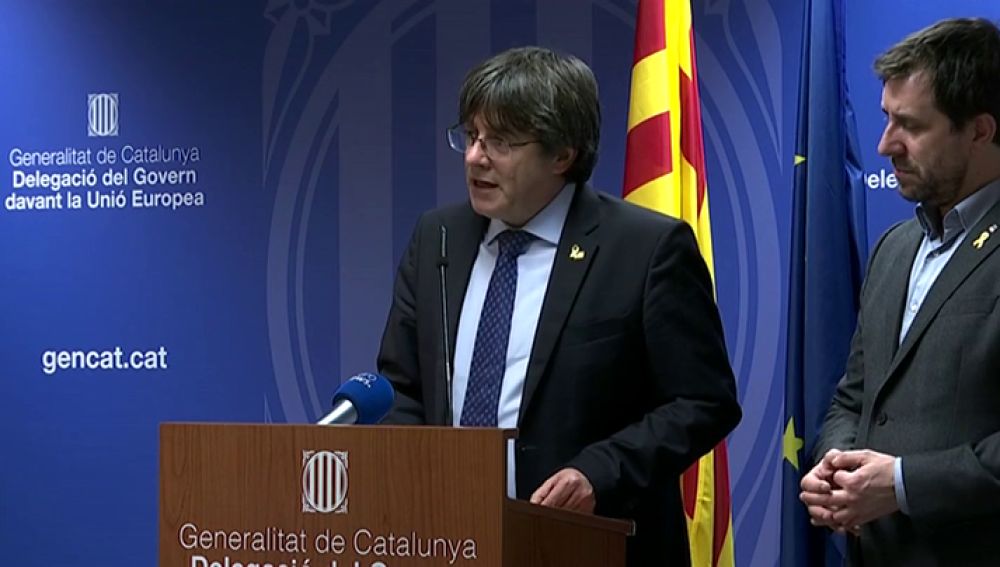 Puigdemont, sobre Junqueras: "España tiene secuestrado a un eurodiputado, pido su libertad inmediata" 