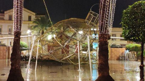 arbol navidad viento m&eacute;rida