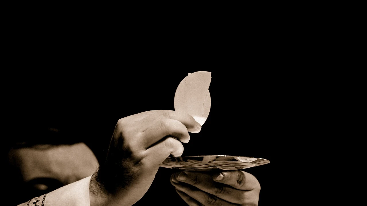 Imagen de archivo de un sacerdote.