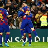 Los jugadores del Barça celebran un gol ante el Alavés