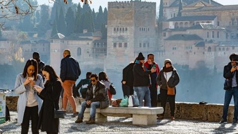 Imagen de archivo de turistas en Granada