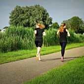 Mujeres haciendo running