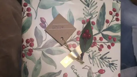 El regalo olvidado en el Metro de Madrid El regalo olvidado en el Metro de Madrid