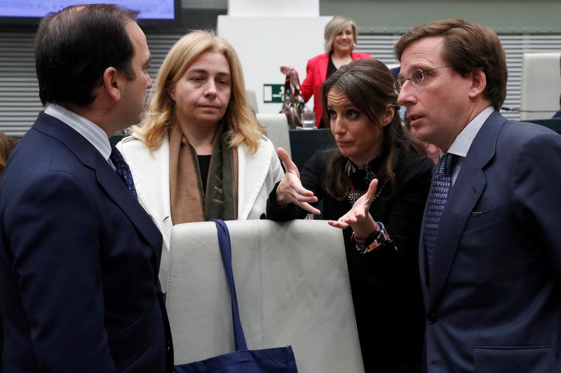 La ausencia de una edil Más Madrid facilita a PP y Ciudadanos aprobar los Presupuestos de Madrid sin Vox La ausencia de una edil Más Madrid facilita a PP y Ciudadanos aprobar los Presupuestos de Madrid sin Vox
