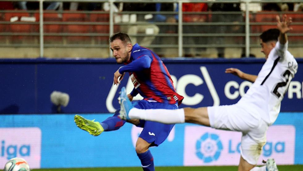 El Granada CF cae en Eibar con errores pero con un resultado demasiado abultado. Onda Deportiva Granada 23/12/2019 El Granada CF cae en Eibar con errores pero con un resultado demasiado abultado. Onda Deportiva Granada 23/12/2019