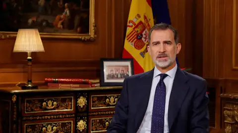 Discurso del Rey: Horario y dónde ver el mensaje de Felipe VI por Navidad hoy en directo El Rey Felipe VI durante el discurso de Nochebuena del 2019