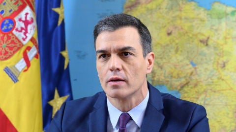 Pedro S&aacute;nchez felicita la Navidad a los militares