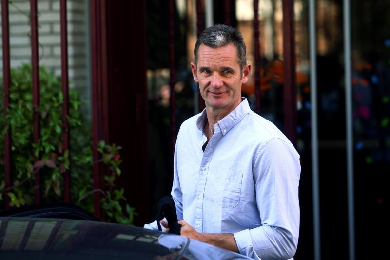 Pablo Urdangarin, en respuesta a las fotos de su padre con una mujer de la mano: "Son cosas que pasan" Pablo Urdangarin, en respuesta a las fotos de su padre con una mujer de la mano: "Son cosas que pasan"