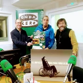 Beni bouzada nos estudios de Onda Cero Beni bouzada nos estudios de Onda Cero