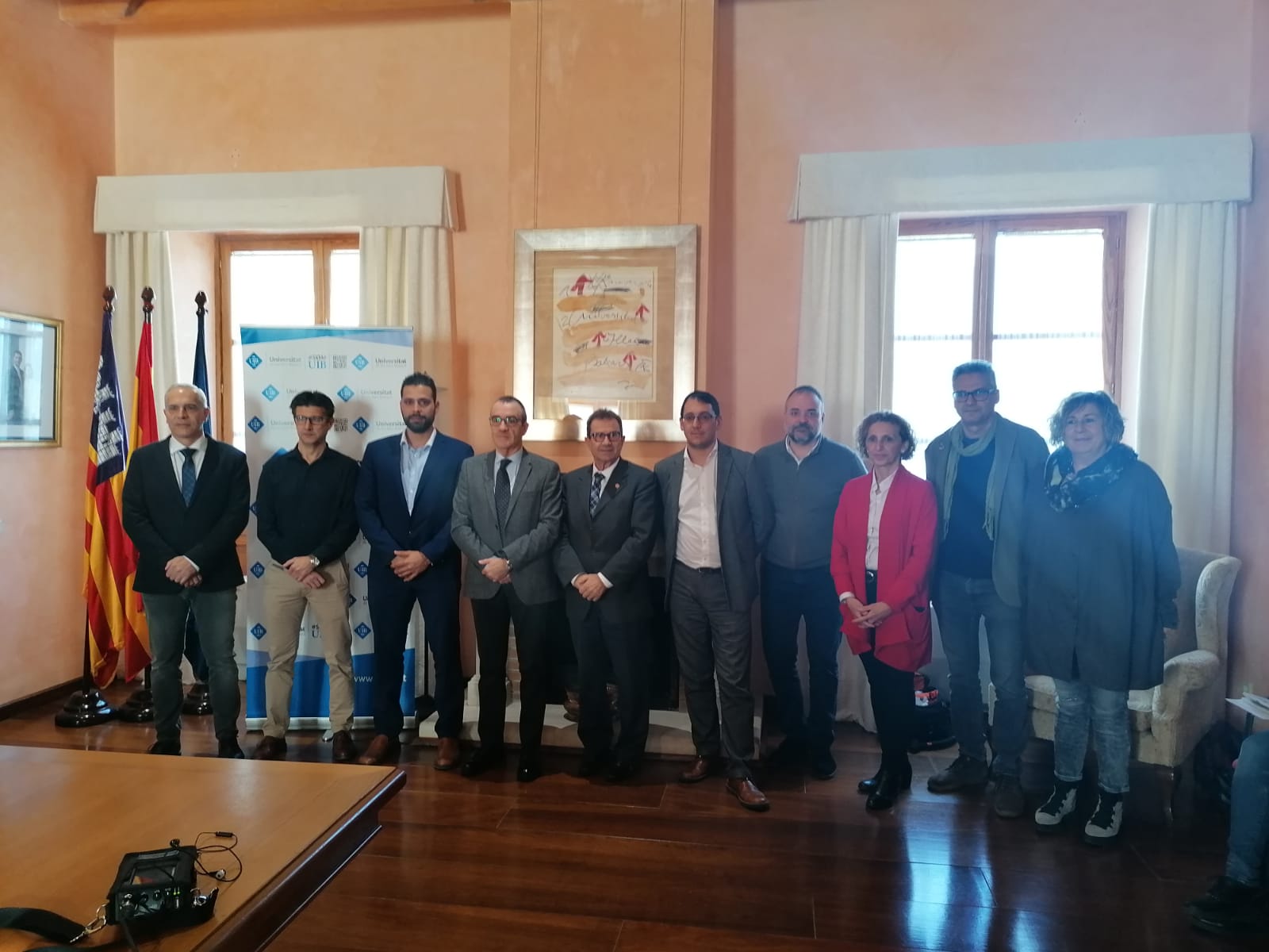 La UIB tendrá un centro para estudiar el ahorro y la reutilización del agua piscinas La UIB tendrá un centro para estudiar el ahorro y la reutilización del agua piscinas