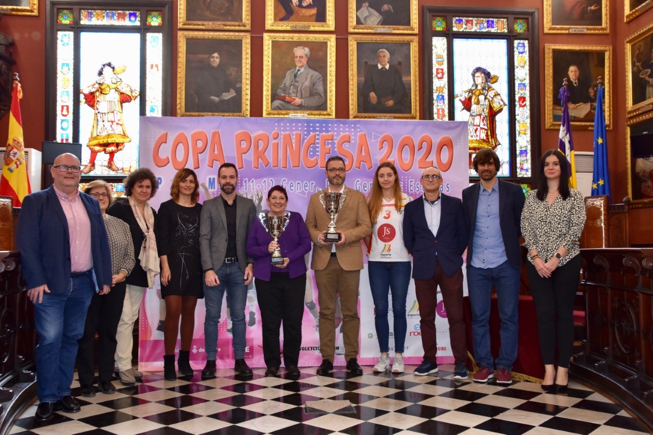 Cristina Borja, jugadora del JS Hotels Cide: "Afrontamos con gran ilusión la Copa Princesa" Cristina Borja, jugadora del JS Hotels Cide: "Afrontamos con gran ilusión la Copa Princesa"