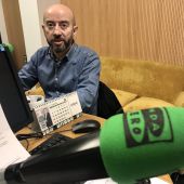 Pepe Araujo nos estudios de Onda Cero Ourense