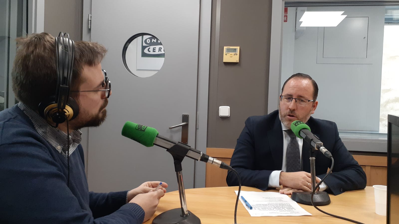 Mario Arias, sobre la entrada del vial en La Vega: "todas opciones son posibilidades que existen. El objetivo es alejar el tráfico de la iglesia" Mario Arias, sobre la entrada del vial en La Vega: "todas opciones son posibilidades que existen. El objetivo es alejar el tráfico de la iglesia"