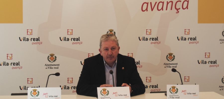 El portaveu de l´equip de govern, Javier Serralvo ha donat a conèixer les peticions de l´Ajuntament al govern central. El portaveu de l´equip de govern, Javier Serralvo ha donat a conèixer les peticions de l´Ajuntament al govern central.