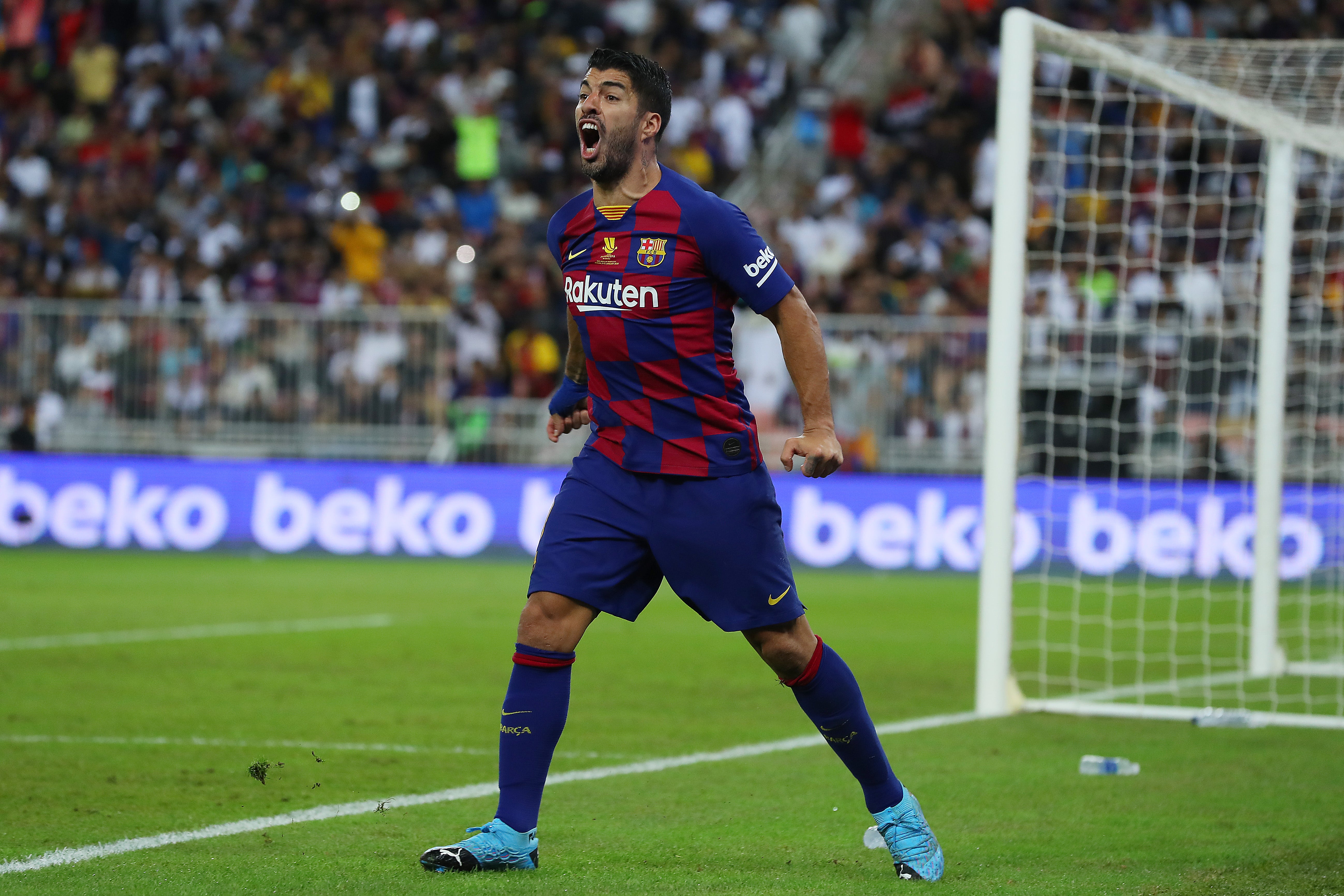 Alarma en el Barça: Luis Suárez podría pasar por el quirófano y ser baja alrededor de un mes Alarma en el Barça: Luis Suárez podría pasar por el quirófano y ser baja alrededor de un mes