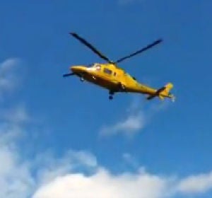 Helicóptero medicalizado del 112 en Alicante. Helicóptero medicalizado del 112 en Alicante.