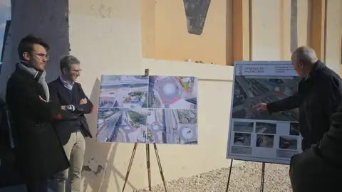 El conseller de Obras Públicas Arcadi España en Novelda. El conseller de Obras Públicas Arcadi España en Novelda.