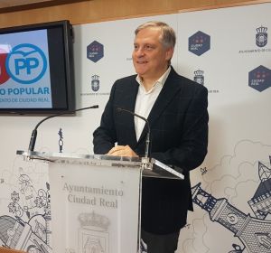 Francisco Cañizares, portavoz del PP en el Ayuntamiento de Ciudad Real Francisco Cañizares, portavoz del PP en el Ayuntamiento de Ciudad Real