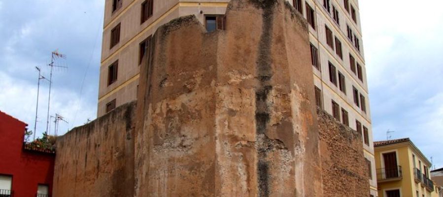 Les obres de rehabilitació de la Torre Motxa tenen un plaç d´execució de tres mesos. Les obres de rehabilitació de la Torre Motxa tenen un plaç d´execució de tres mesos.