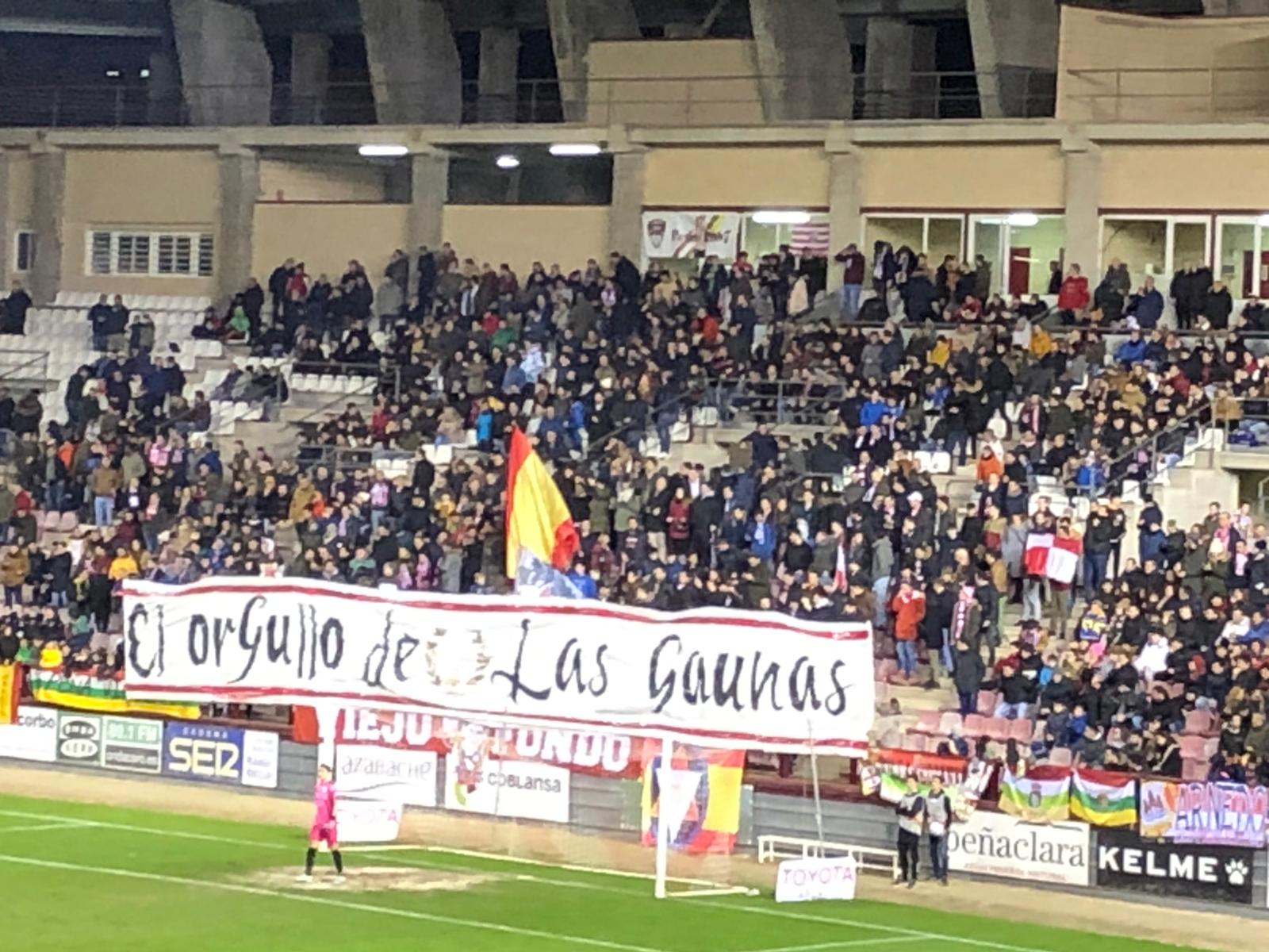 La Unión Deportiva Logroñés golea al Calahorra y continúa en la parte alta de la clasificación La Unión Deportiva Logroñés golea al Calahorra y continúa en la parte alta de la clasificación