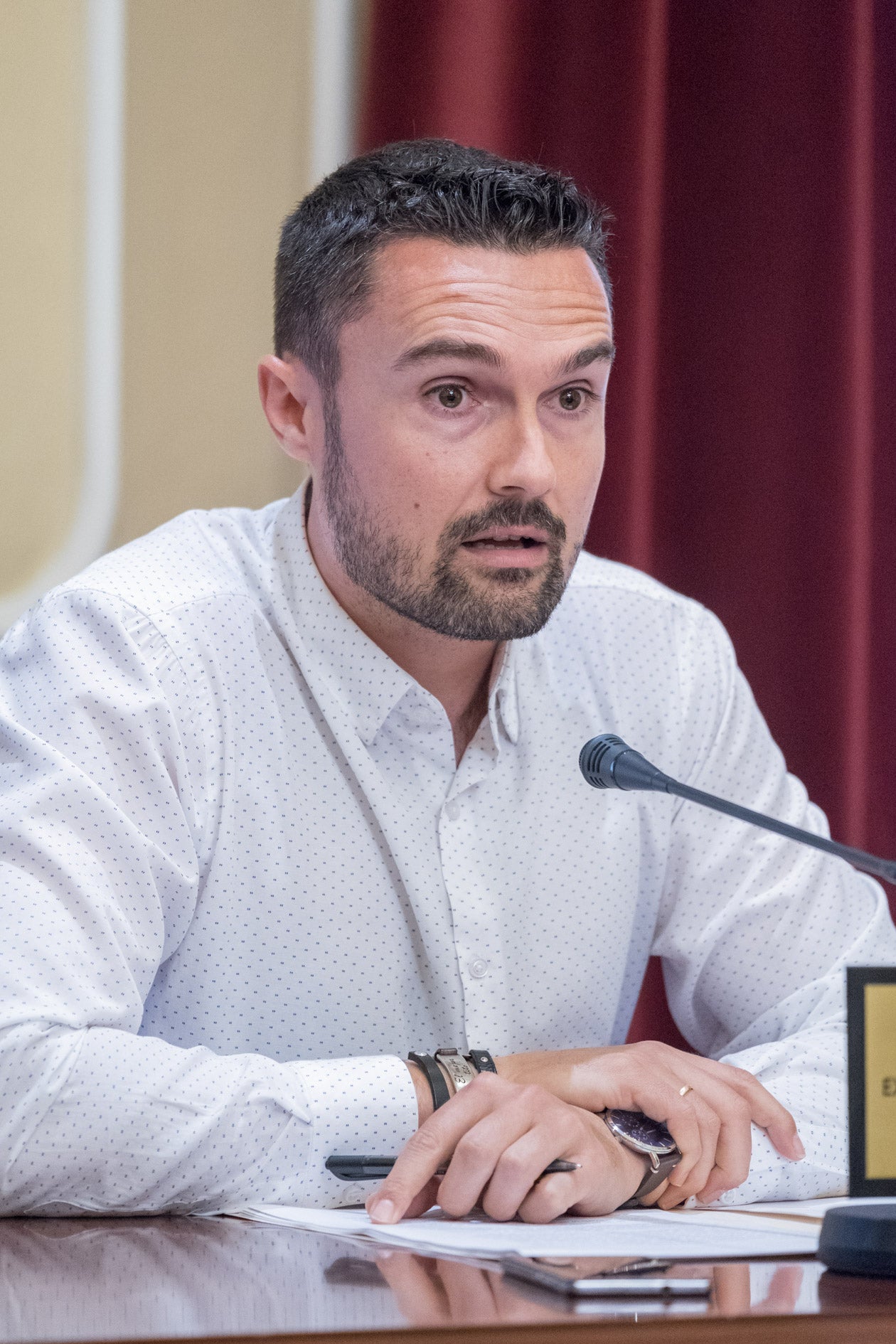 Martín Vila: "'Plaza de España' consolida la imagen de ciudad en la que el peatón está en el centro" Martín Vila: "'Plaza de España' consolida la imagen de ciudad en la que el peatón está en el centro"