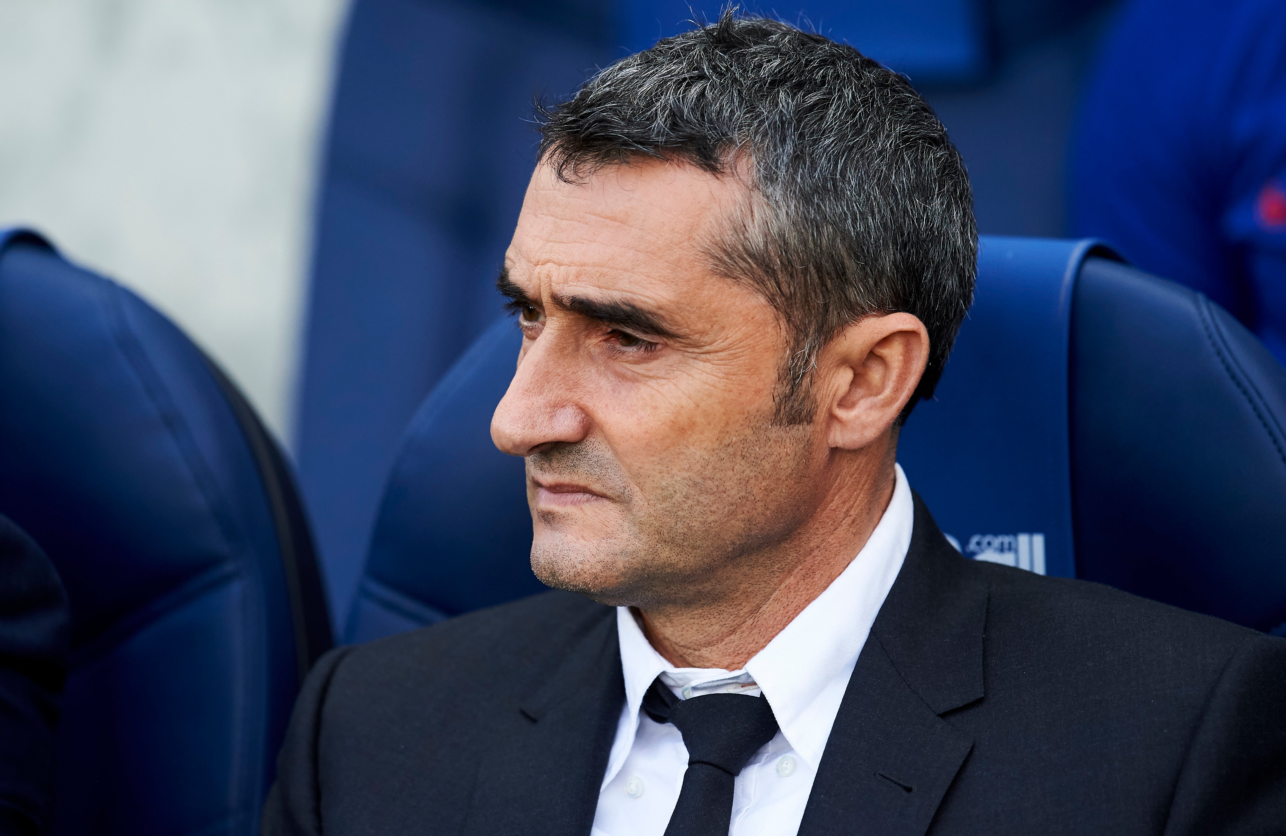 Ernesto Valverde deja de ser entrenador del Barcelona; Setién, el sustituto hasta 2022 Ernesto Valverde deja de ser entrenador del Barcelona; Setién, el sustituto hasta 2022