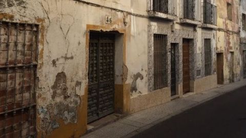 casco antiguo en mal estado en badajoz