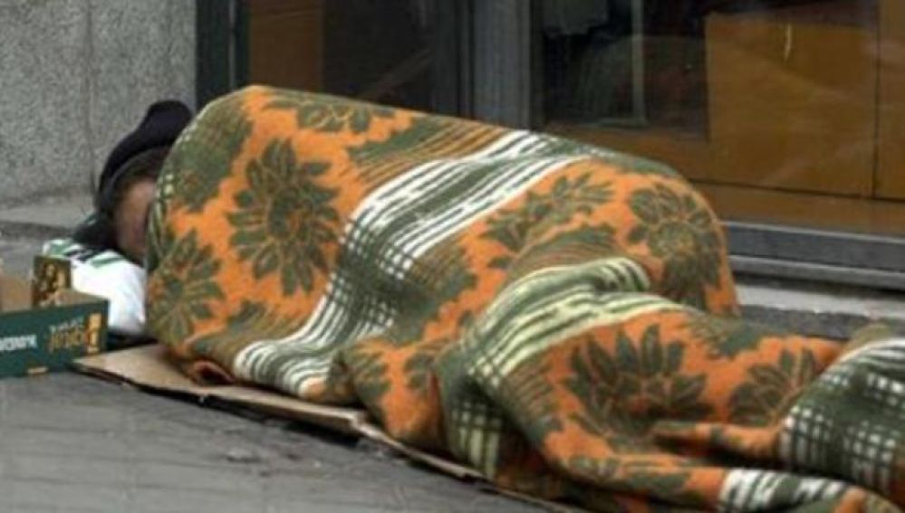 Cáritas hace un llamamiento para que las personas sin hogar acudan a su Albergue