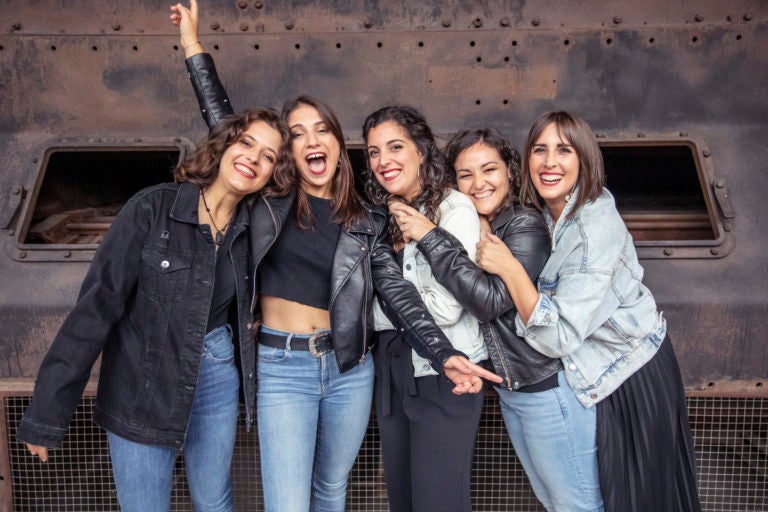 Cántamo en Galego con Ruxe Ruxe e A banda da Loba Cántamo en Galego con Ruxe Ruxe e A banda da Loba