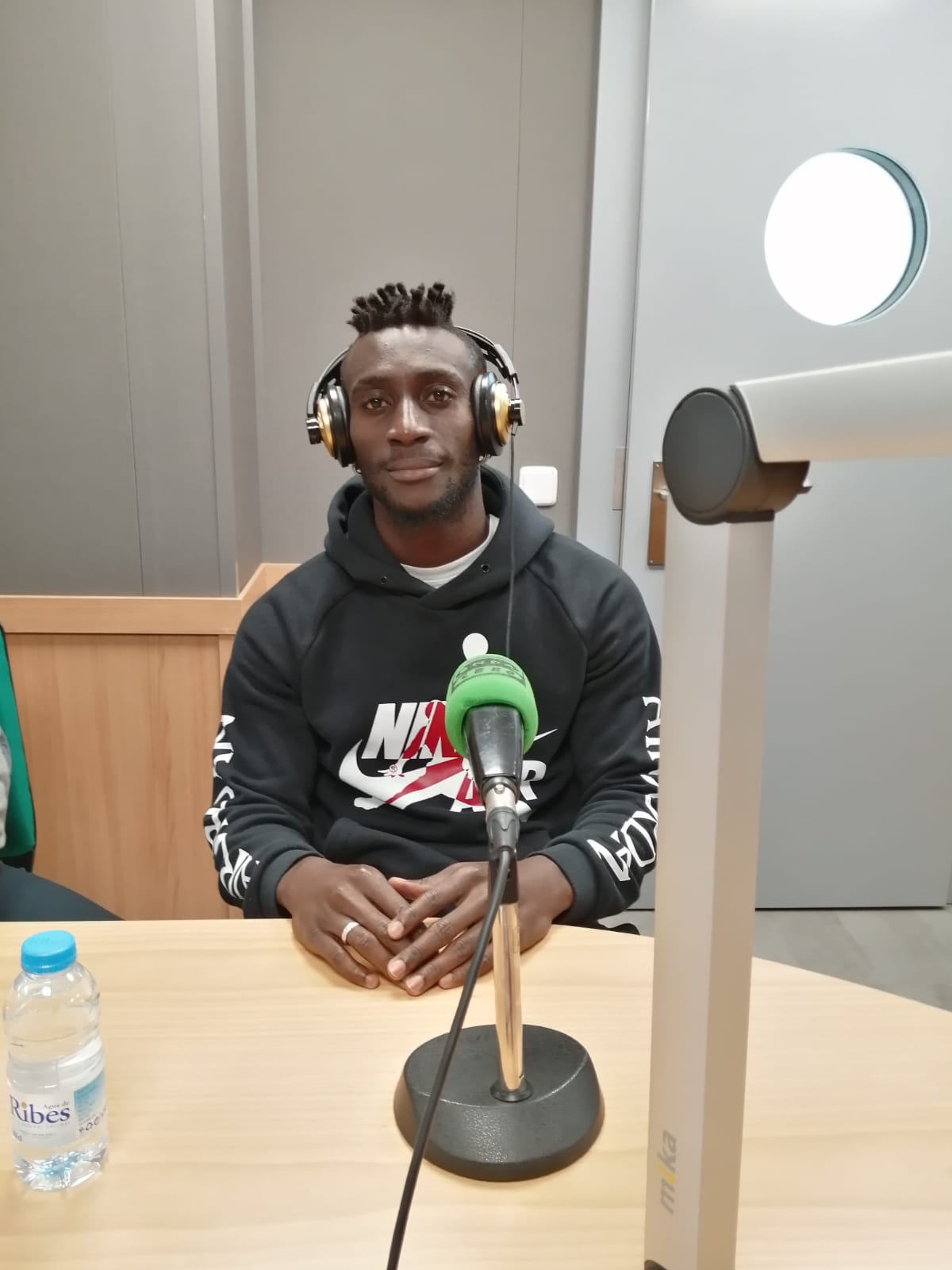 Lago Junior, jugador del Real Mallorca: "Si no fuera futbolista, sería policía" Lago Junior, jugador del Real Mallorca: "Si no fuera futbolista, sería policía"