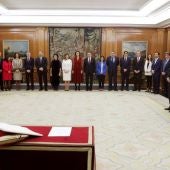 Noticias de la mañana (14-01-20) Pedro Sánchez preside hoy el primer Consejo de Ministros del nuevo Gobierno de coalición