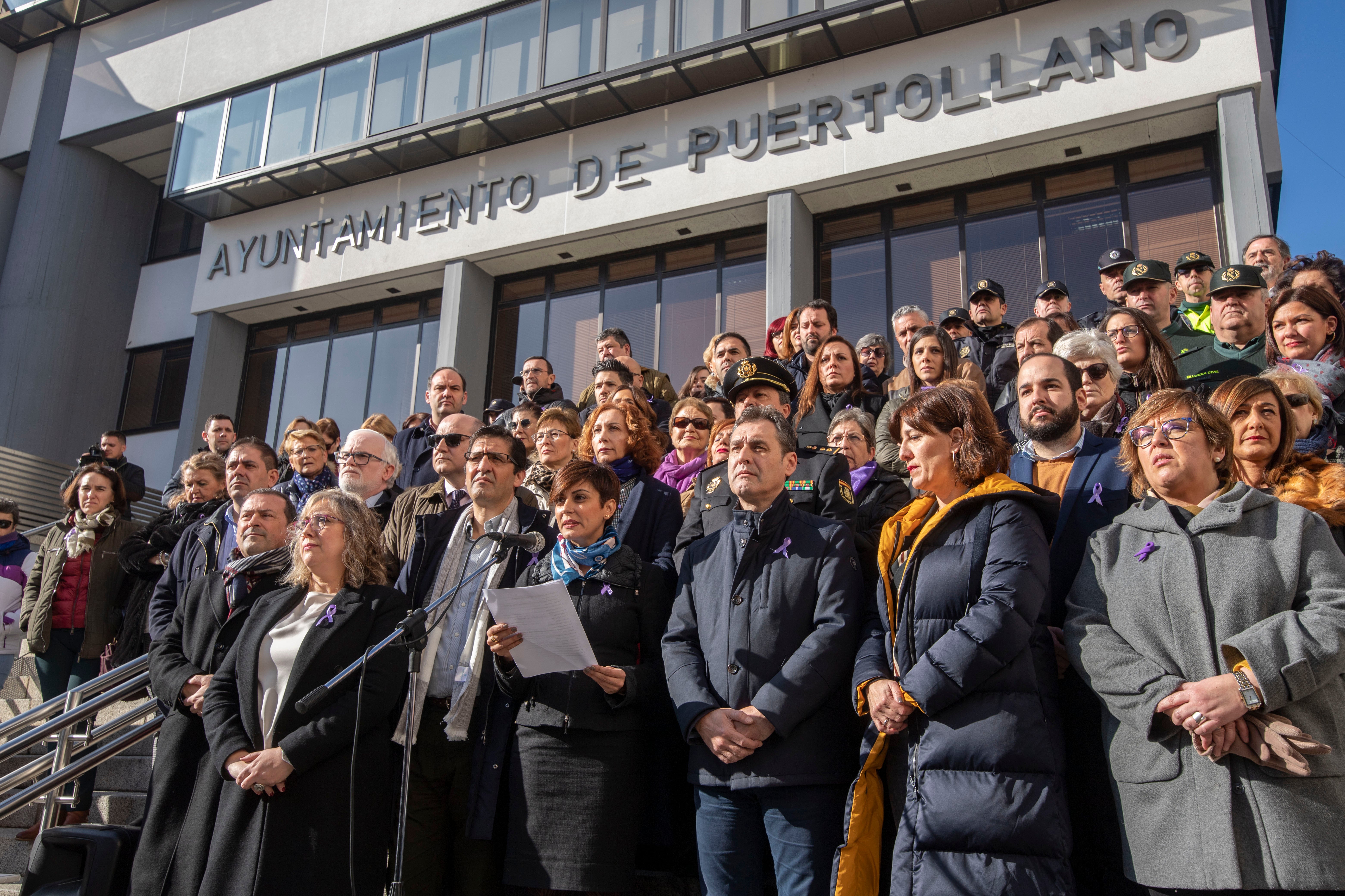 Silencio y repulsa en Puertollano por el crimen machista de una mujer de 61 años Silencio y repulsa en Puertollano por el crimen machista de una mujer de 61 años