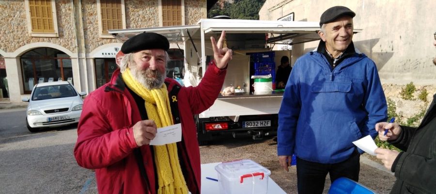 La consulta simbólica sobre Monarquía o República celebrada en Valldemossa La consulta simbólica sobre Monarquía o República celebrada en Valldemossa