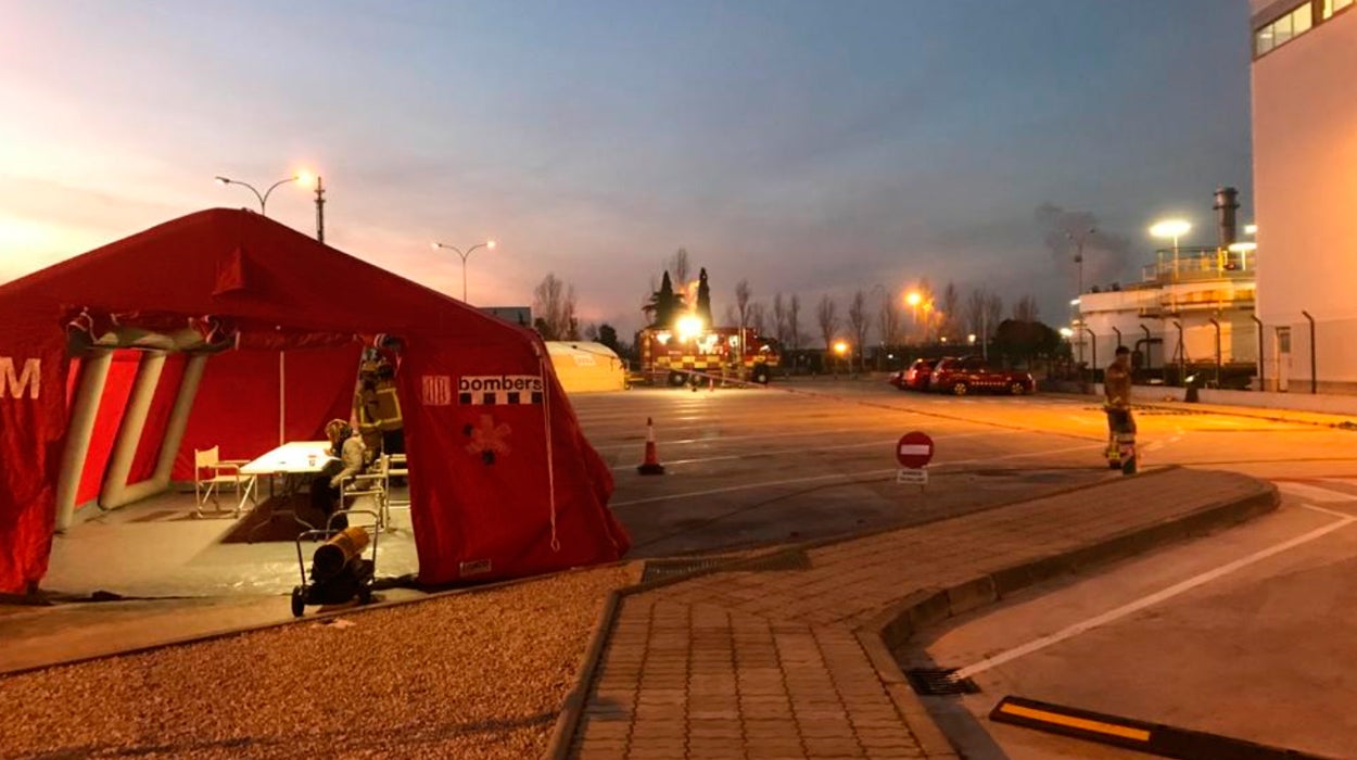 La Generalitat investigará si hubo negligencia por parte de la empresa petroquímica La Generalitat investigará si hubo negligencia por parte de la empresa petroquímica