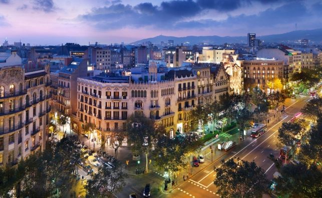 Els comerciants de Passeig de Gràcia reclamen a l’Ajuntament que faciliti la mobilitat ciutadana Els comerciants de Passeig de Gràcia reclamen a l’Ajuntament que faciliti la mobilitat ciutadana
