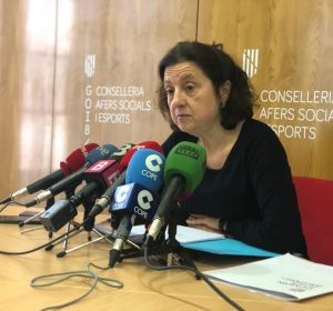 Fina Santiago, consellera balear de Asuntos Sociales Fina Santiago, consellera balear de Asuntos Sociales